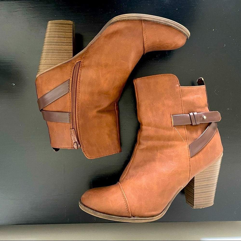 Breckelles Cognac Heeled Booties - Picture 5 of 5